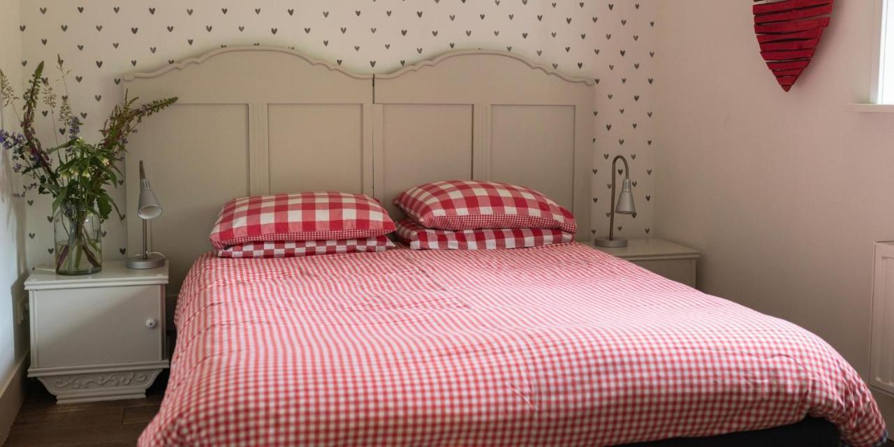 B&B De Ouw Skuur Oirschot Bagian luar foto