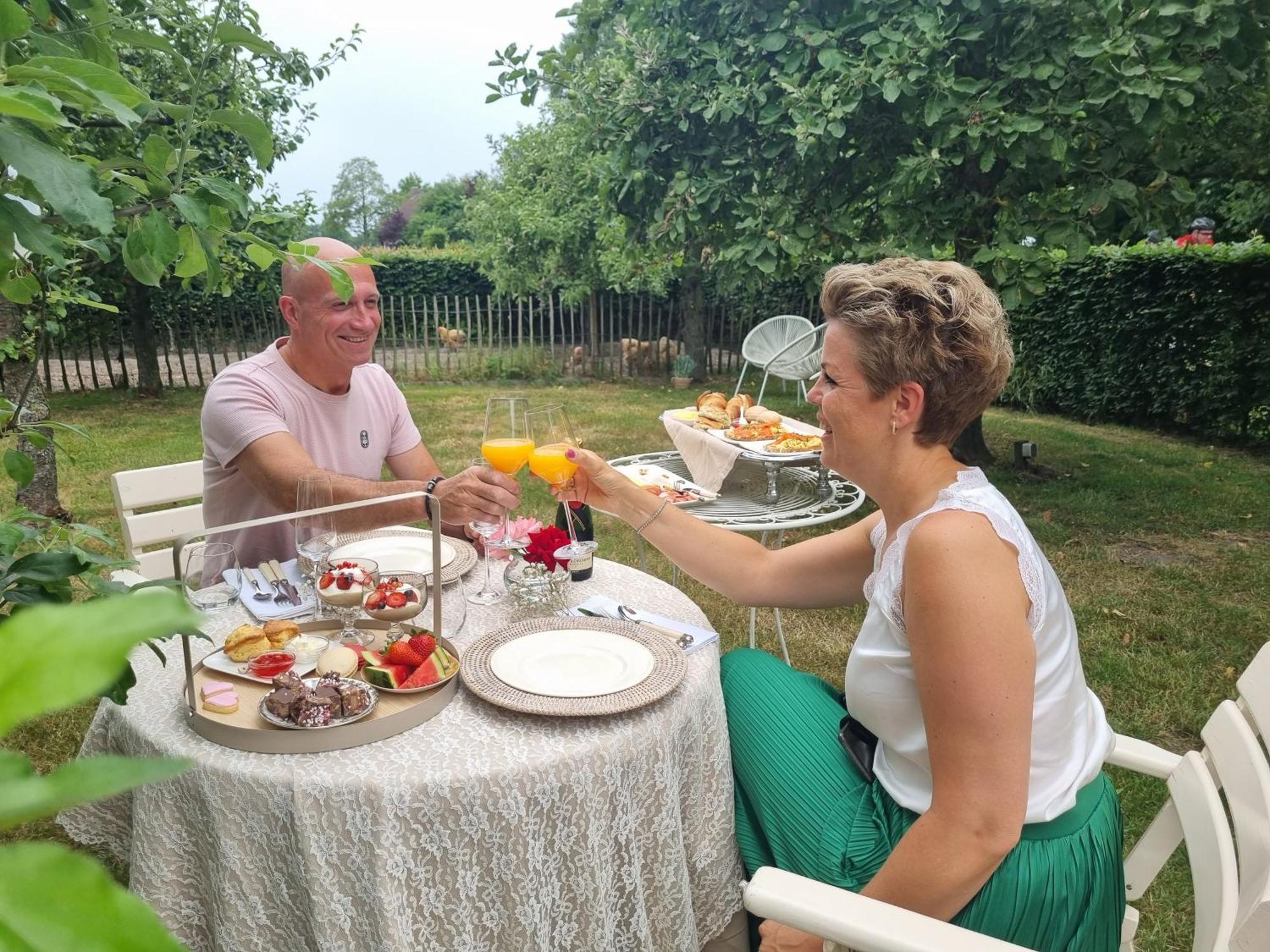B&B De Ouw Skuur Oirschot Bagian luar foto
